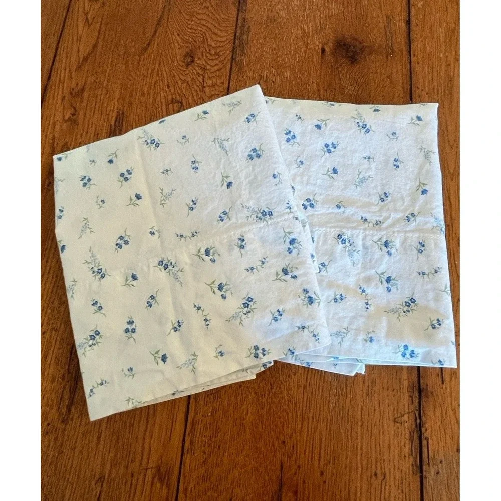 Lauren Ralph Lauren Blue Flowers Pillowcase Pair Cotton Standard Cottagecore